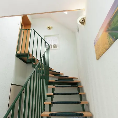 Ferienwohnung Thuringer Wald 1 *