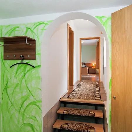 Ferienwohnung Thuringer Wald 1 شقة *